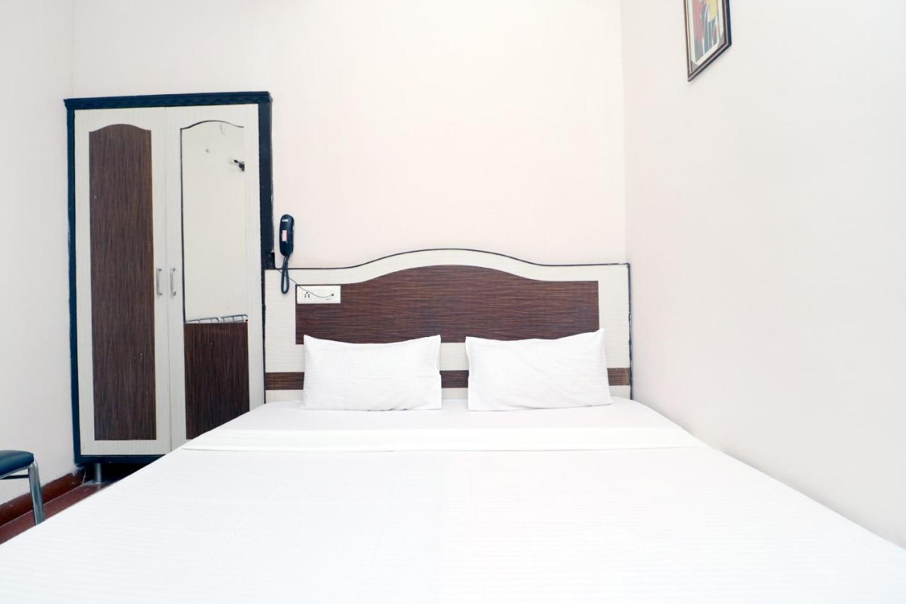 Shāhpur Spot On 43045 Hotel Vivek Plaza מראה חיצוני תמונה